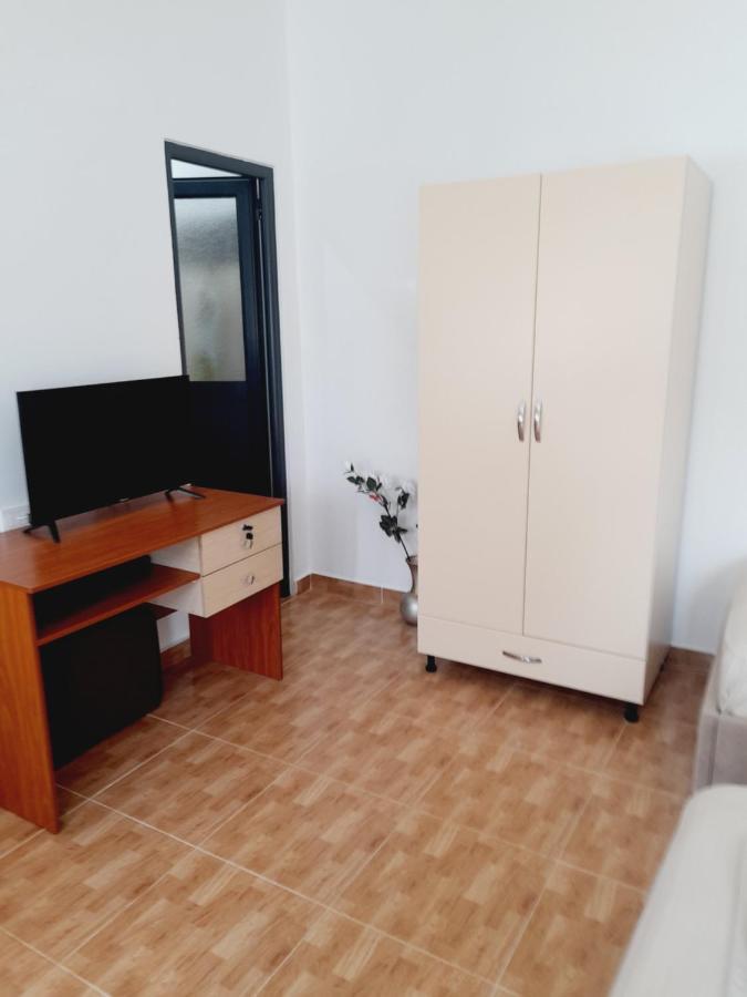 F&m Quarto em Acomodações Particulares *