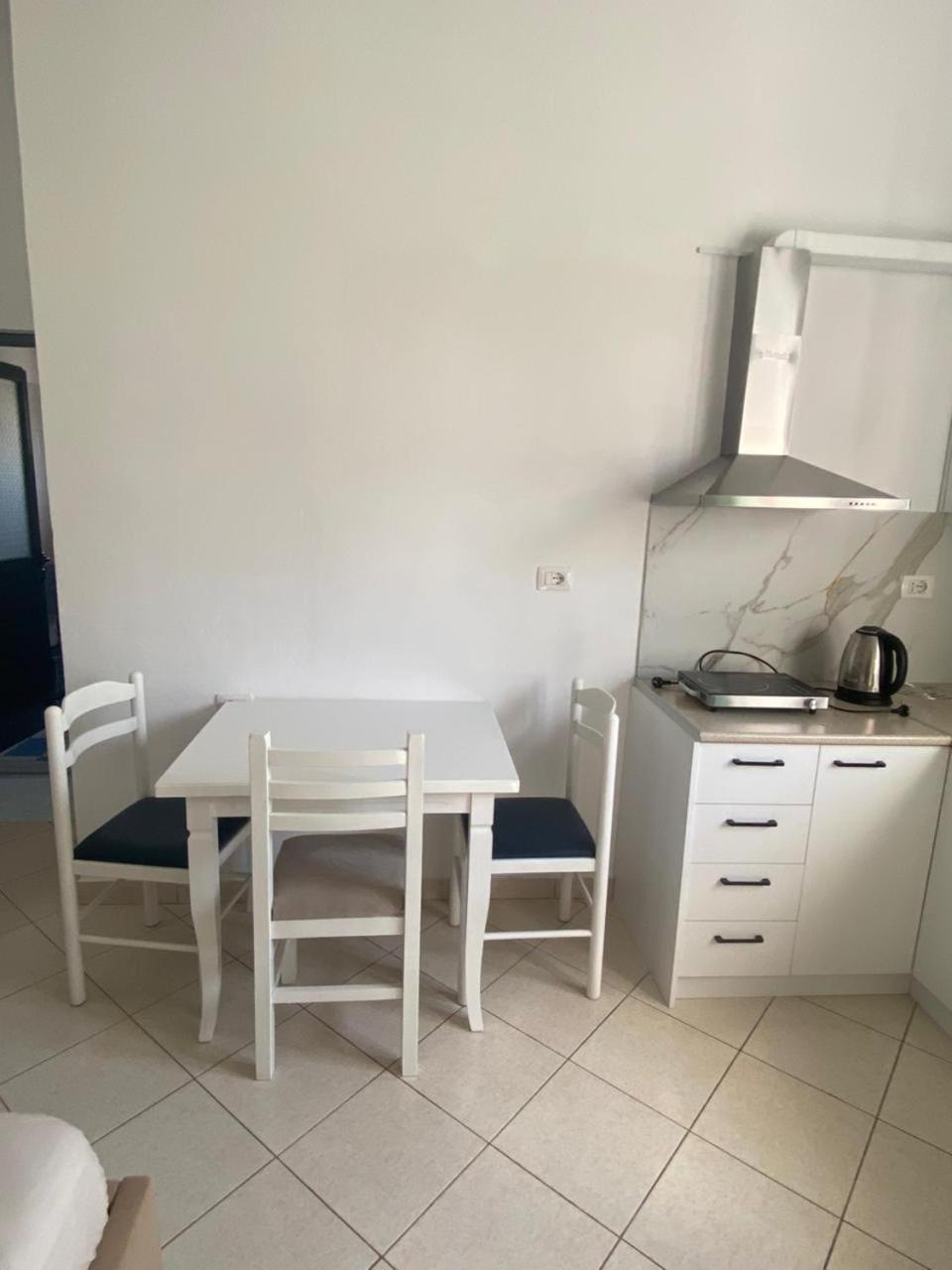 F&m Quarto em Acomodações Particulares